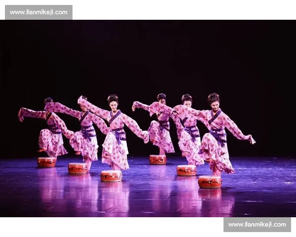 北京芭蕾舞比赛精彩上演 吸引全球顶级舞者同台竞技 展现艺术之美